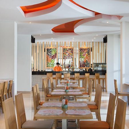Harris Hotel Raya Kuta Lombok Εξωτερικό φωτογραφία