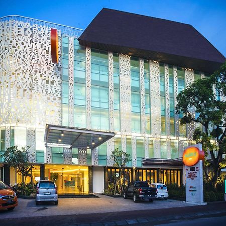 Harris Hotel Raya Kuta Lombok Εξωτερικό φωτογραφία