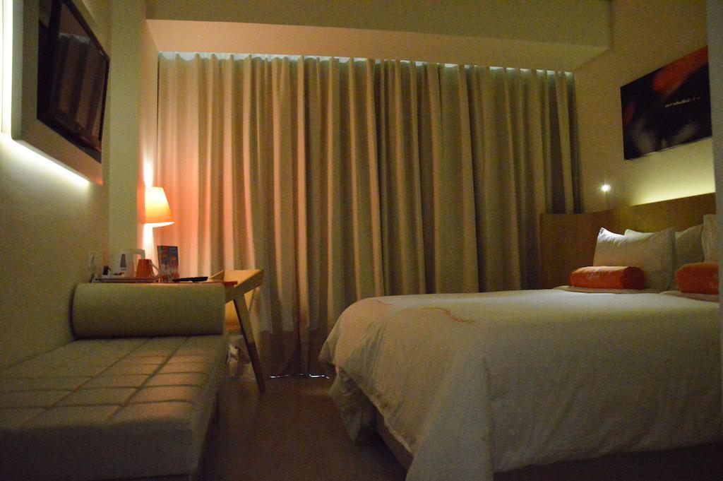 Harris Hotel Raya Kuta Lombok Εξωτερικό φωτογραφία